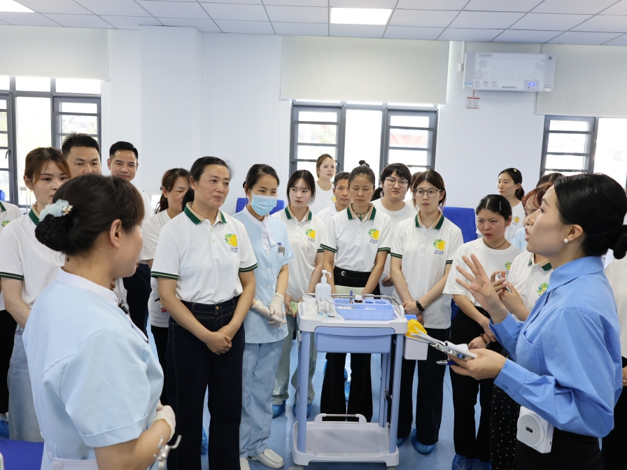 護航計劃丨135天跨越40地，國藥集團天壇生物2025年漿站禮儀服務專項培訓圓滿收官